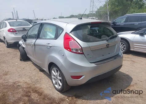 2019 Ford Fiesta Se z USA, uszkodzony, nr VIN 3FADP4EJ0KM107349